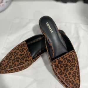 EXPRESS---Animal print slides